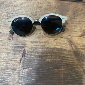 Ray ban polarized wooden clubround